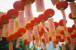 元宵节猜的灯谜有哪些,传统节日里的智慧游戏